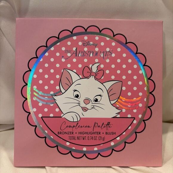 Disney Marie Aristocats 6 Shade Color Bronzer Blush Highlighter Palette NWT - Picture 1 of 5